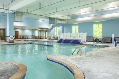 Holiday Inn Express Hotels & Suites Columbus-Polaris Parkway by IHG