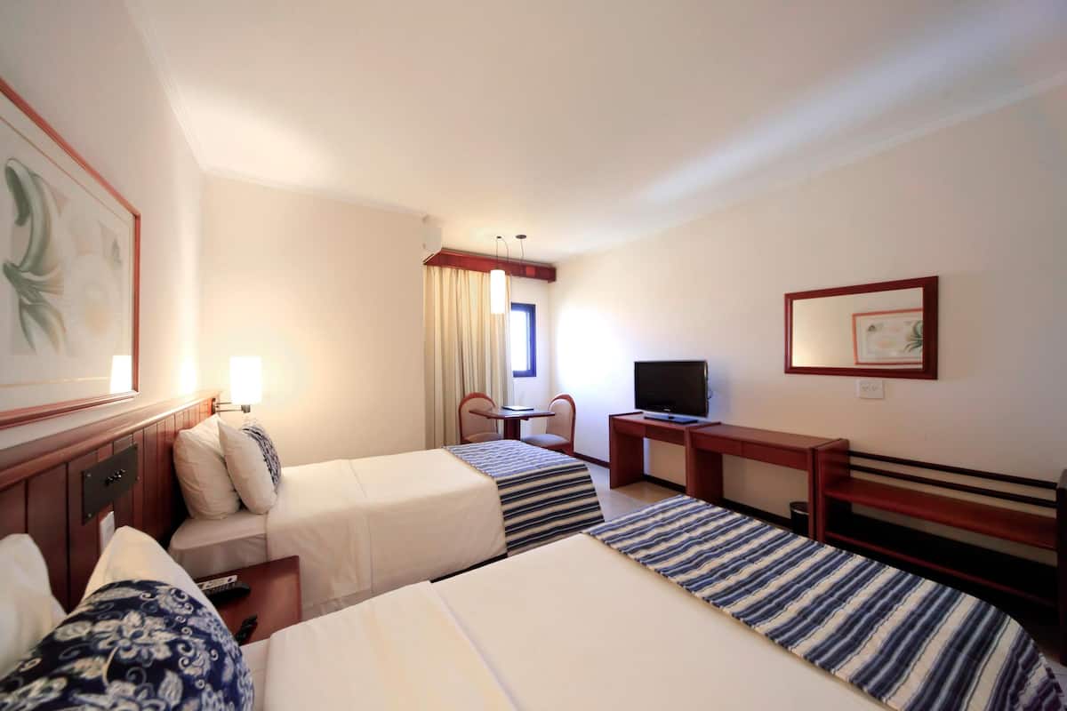 1 habitación, minibar y caja de seguridad en la habitación
