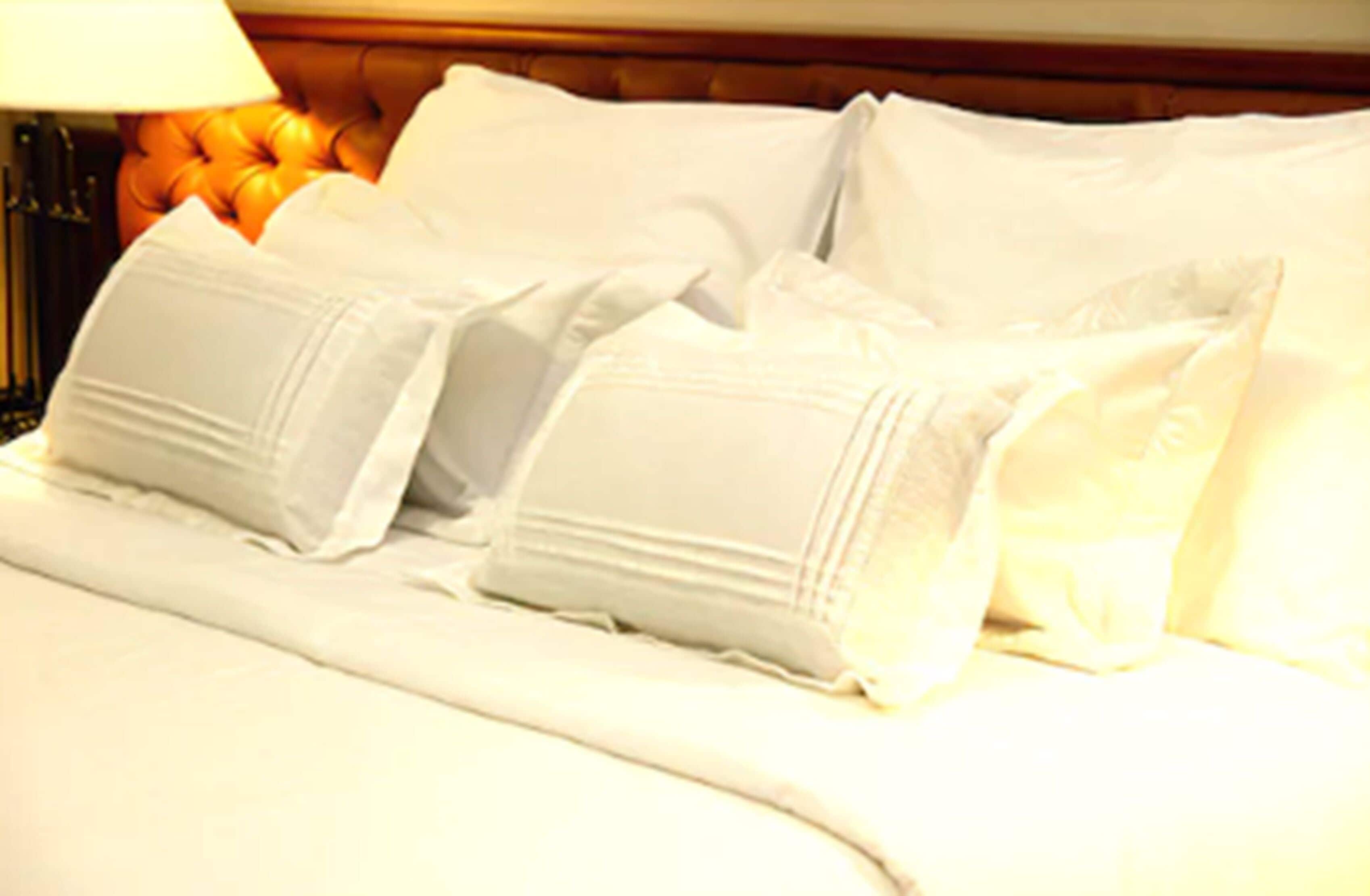 premium suite | 1 bedroom, minibar, in-room safe, blackout curtains