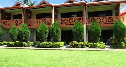 Wailoaloa Beach Resort Fiji