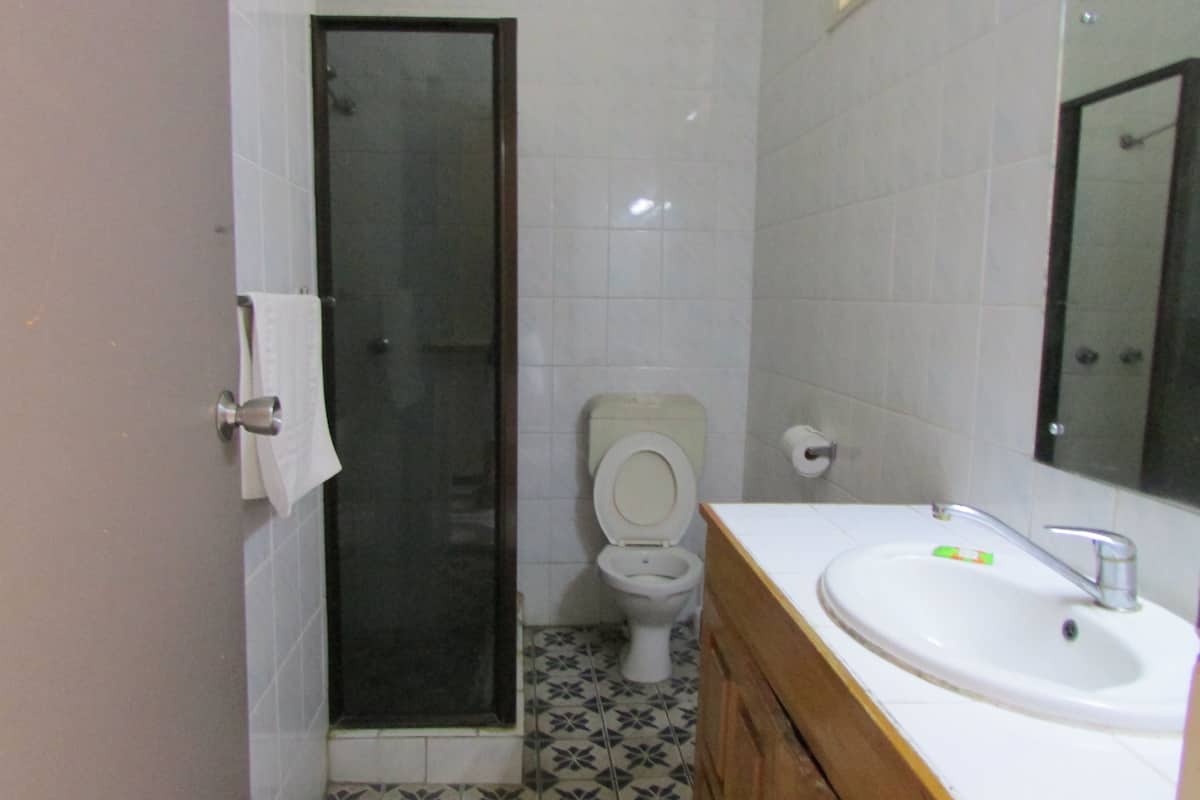 1 bedroom, premium bedding, down duvets, individually furnished