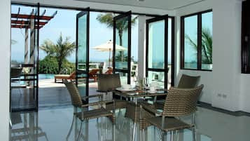 Breakfast, lunch, dinner served; Thai cuisine, pool views