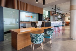 Reception - Hotel Bed4u Pamplona (Galar)