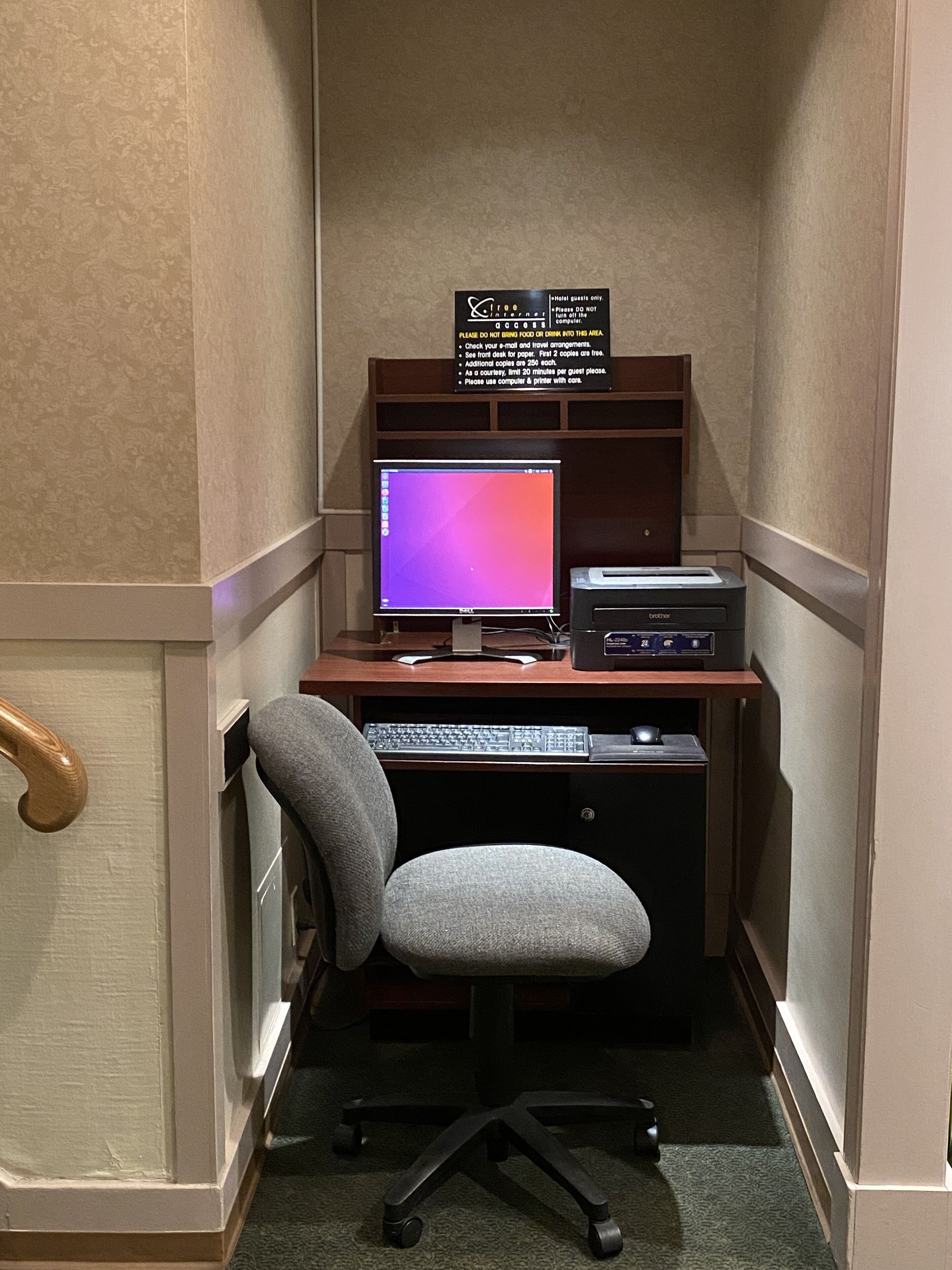 Photo - Kingston Hotel