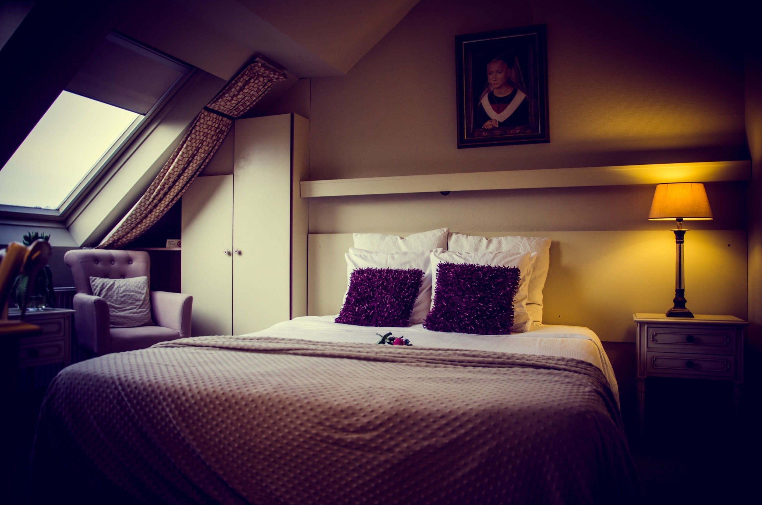 in-room safe, desk, free wifi