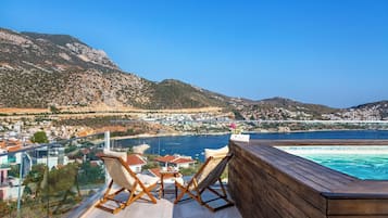 Suite, privézwembad | Terras