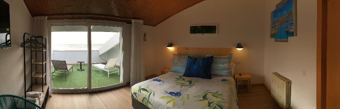 Superior Studio Suite, Beach View | Free WiFi