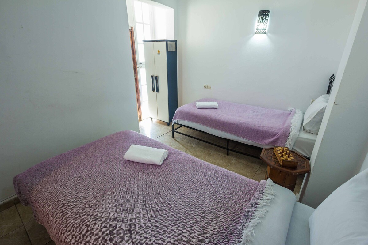 Standard Twin Room, 2 Single Beds | 1 bedroom, Egyptian cotton sheets, premium bedding, down duvets