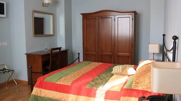 1 bedroom, minibar, in-room safe, desk