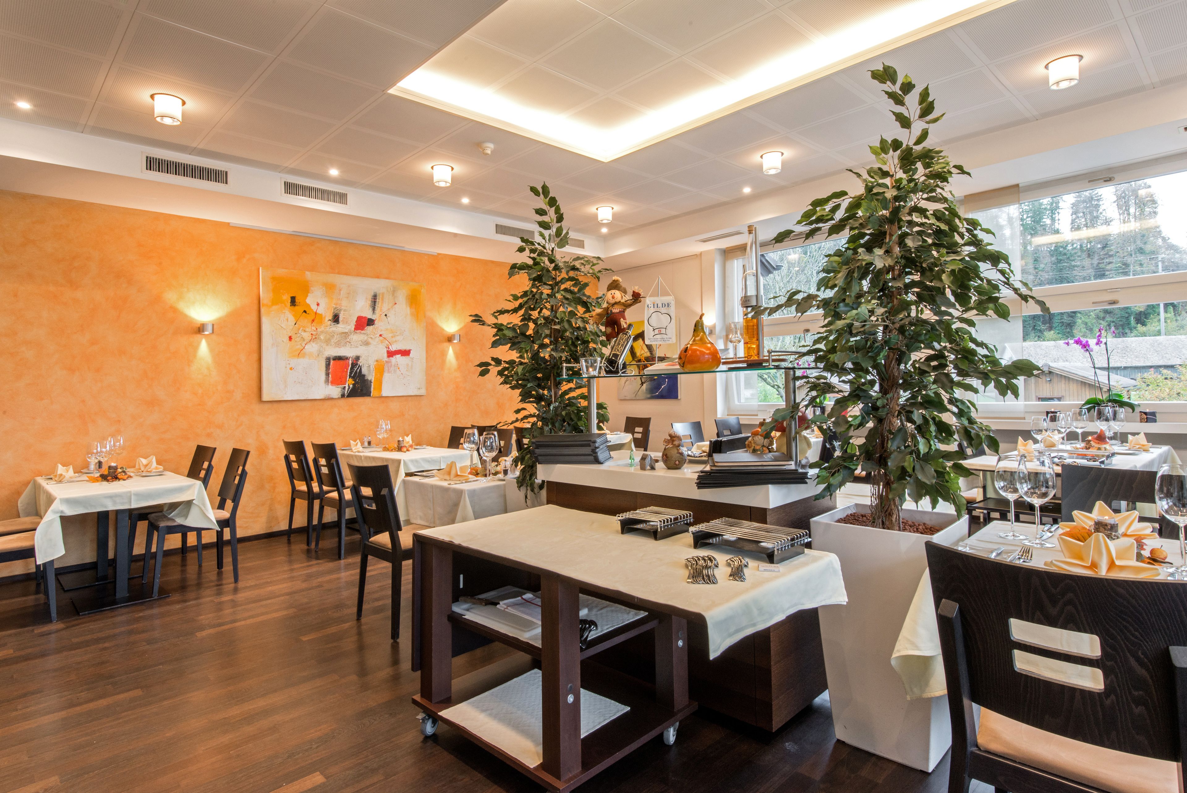 breakfast, lunch, dinner served; local cuisine