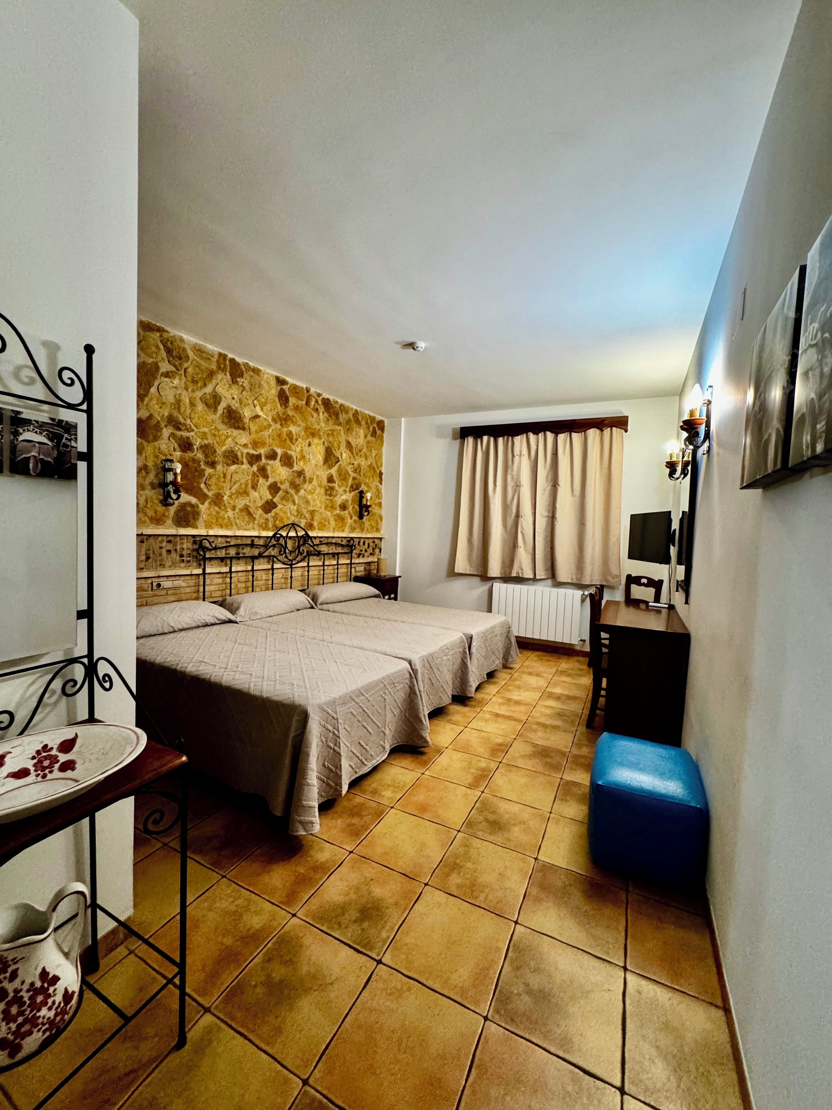 Family Triple Room | Free WiFi, bed sheets, wheelchair access