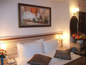 Pillowtop beds, minibar, in-room safe, desk