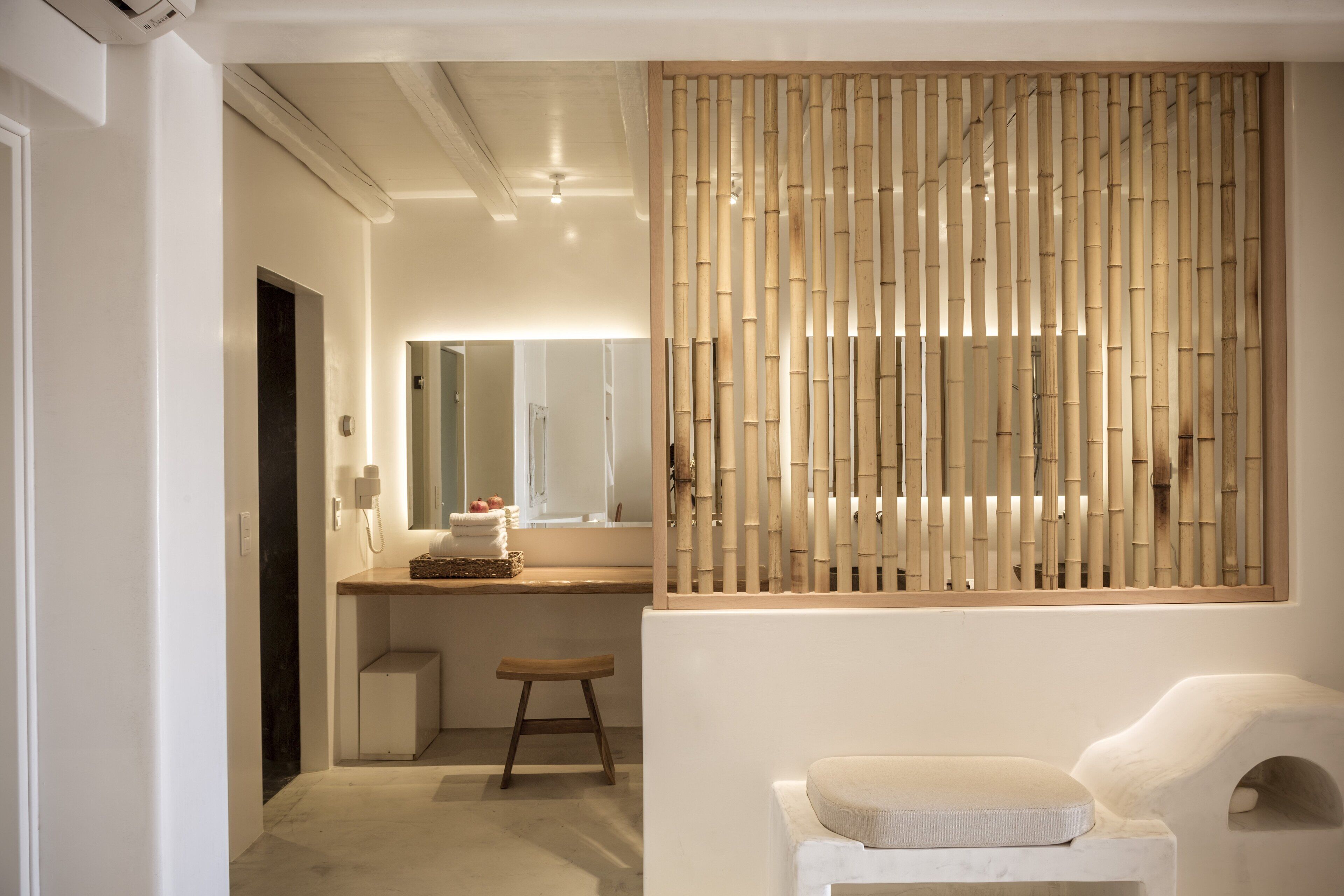 premium suite, 1 bedroom, pool access | 1 bedroom, hypo-allergenic bedding, in-room safe, desk