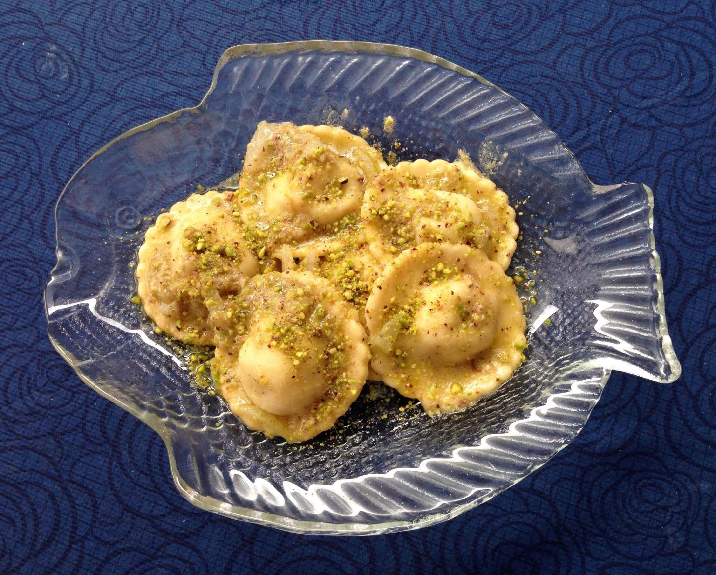 breakfast, lunch, dinner served; local cuisine, sea views