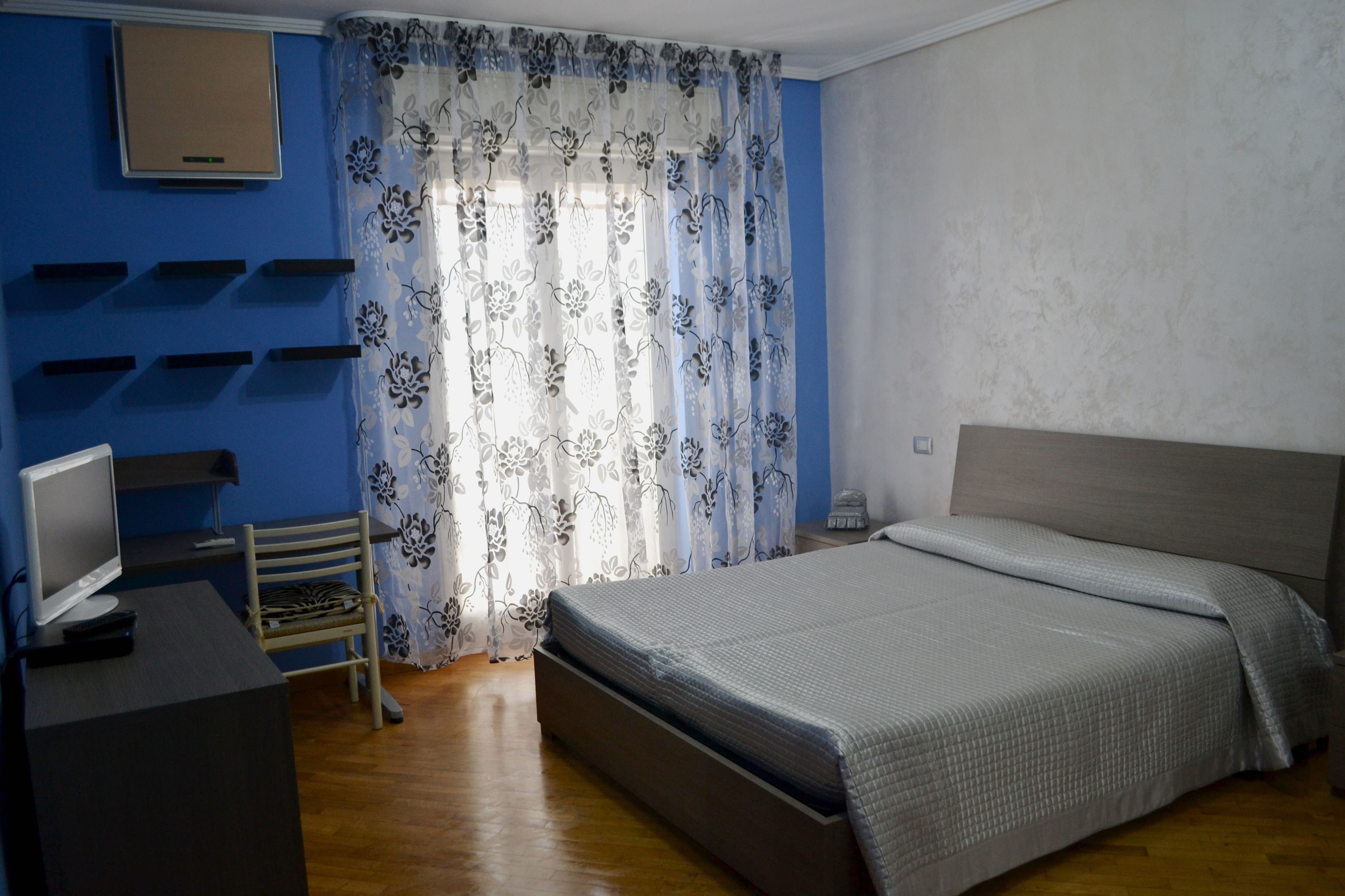 double room, balcony, annex building | 1 bedroom, in-room safe, desk, iron/ironing board