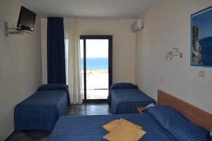 In-room safe, desk, iron/ironing board, free WiFi