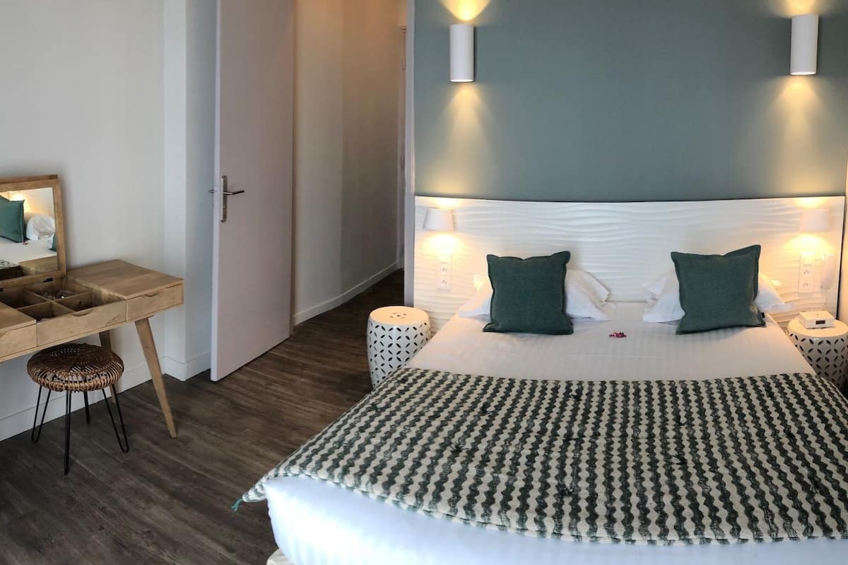Double Room, Terrace, Pool View | 1 bedroom, premium bedding, in-room safe, individually decorated
