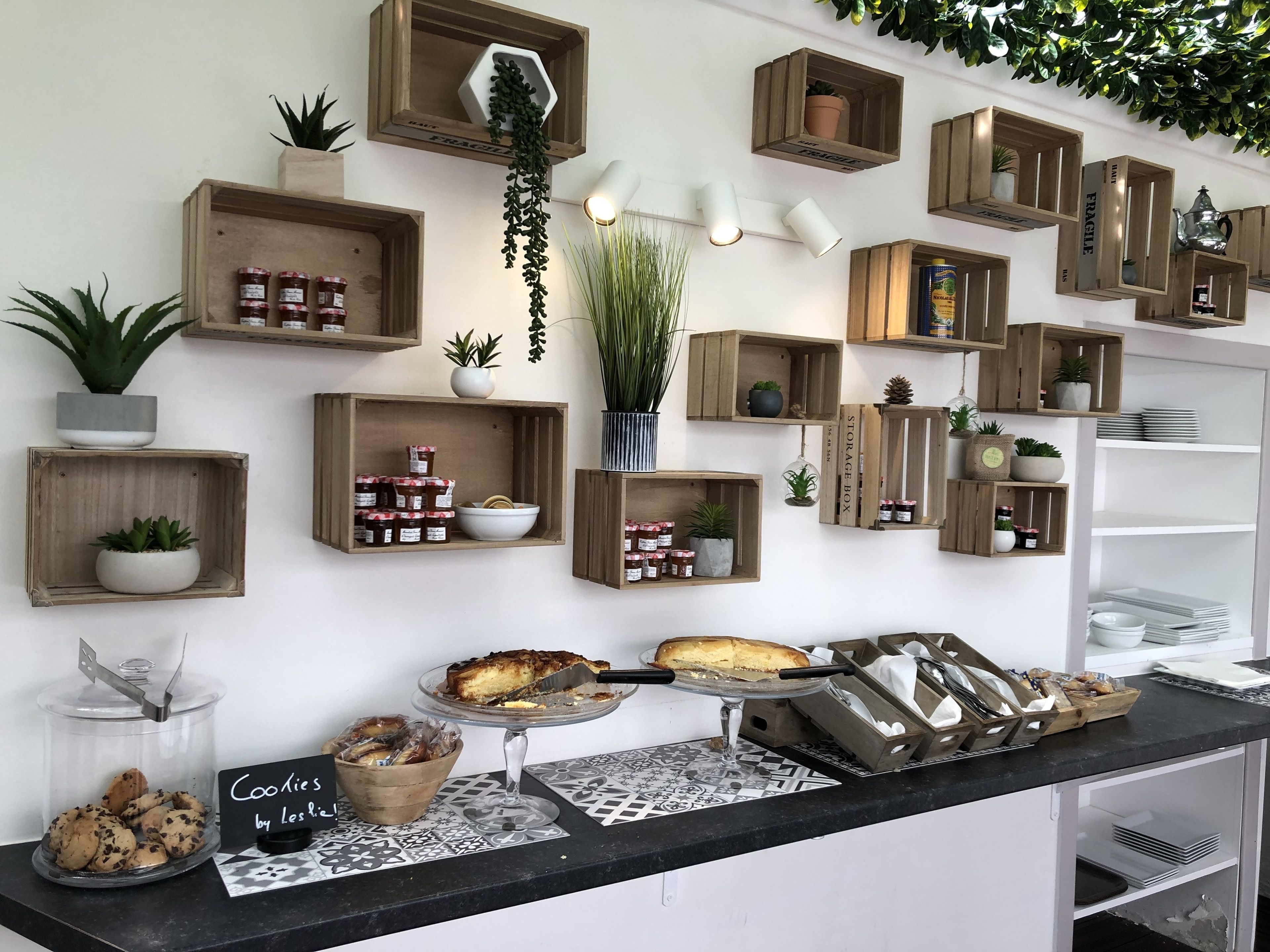 daily buffet breakfast (eur 18 per person)