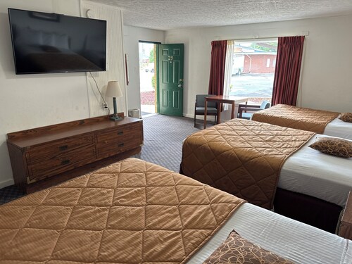 Royal Inn
