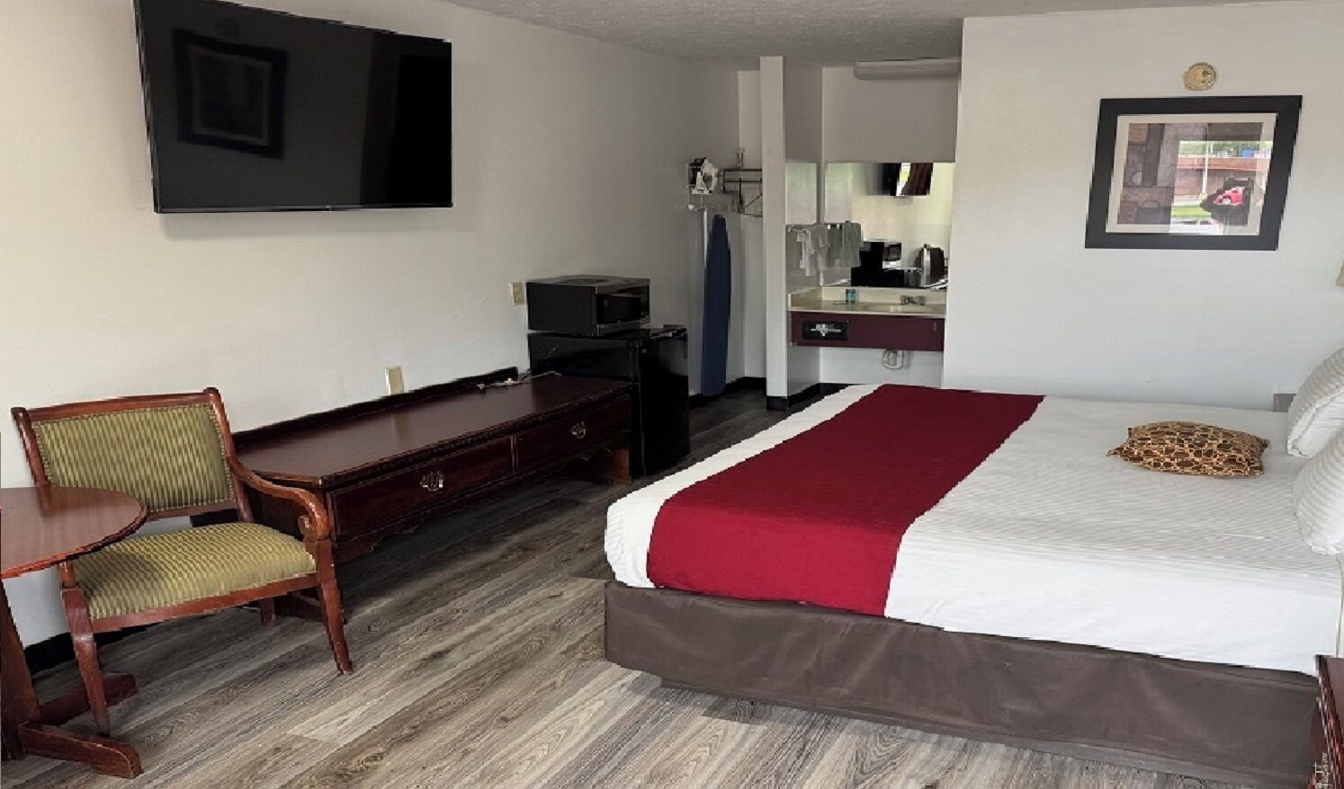 Room, 1 King Bed, Non Smoking