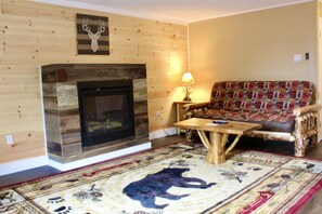 Standard Apartment, 2 Bedrooms, Kitchen, Partial Lake View | Living area | 32-inch TV with cable channels