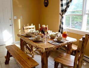 Standard Apartment, 2 Bedrooms, Kitchen, Partial Lake View | Private kitchen | Fridge, microwave - The Motel Montreal (Lake George)