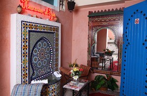 Turkish bath/hammam, body scrubs, massage/treatment rooms, massages