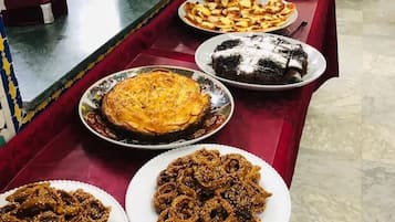 Tägliches Frühstücksbuffet (55 MAD pro Person)