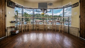 Interior entrance - The Mountaineer Inn (Asheville)