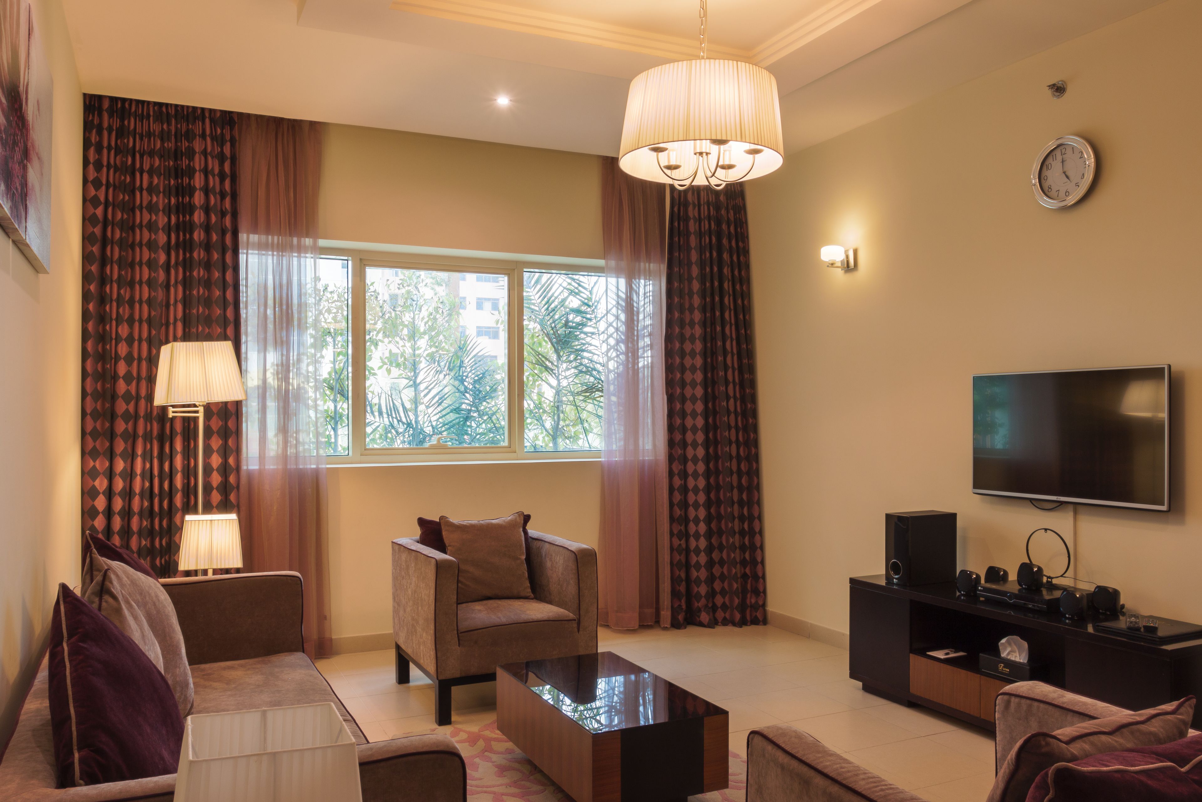 Standard Apartment, 2 Bedrooms | Living area