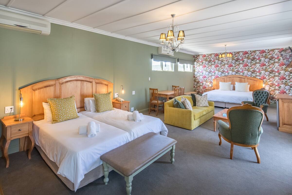 Luxury Double Suite | 1 phòng ngủ, bộ đồ giường cao cấp, nệm Select Comfort 