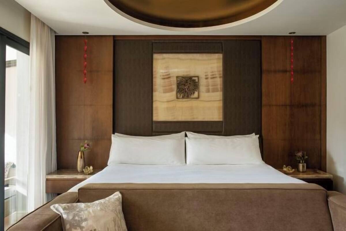Hochwertige Bettwaren, Minibar, Zimmersafe, Verdunkelungsvorhänge