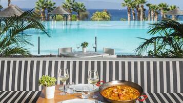 9 Restaurants, Mittagessen, Abendessen, lokale und internationale Küche