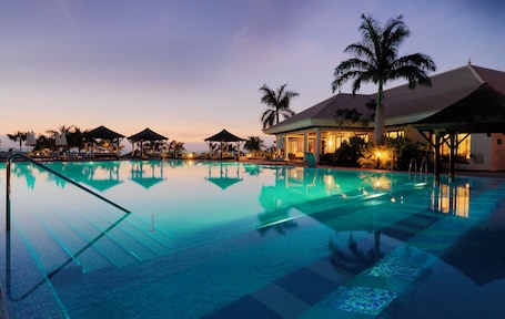 3 outdoor pools, cabanas (surcharge), pool umbrellas