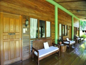 Terrace/patio - Busuanga Island Paradise (Coron)
