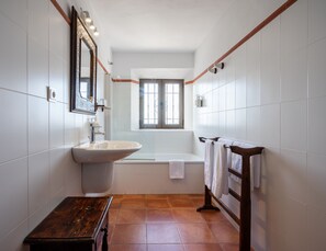Bathroom - LA TARTANA HOTEL BOUTIQUE (Almunecar)