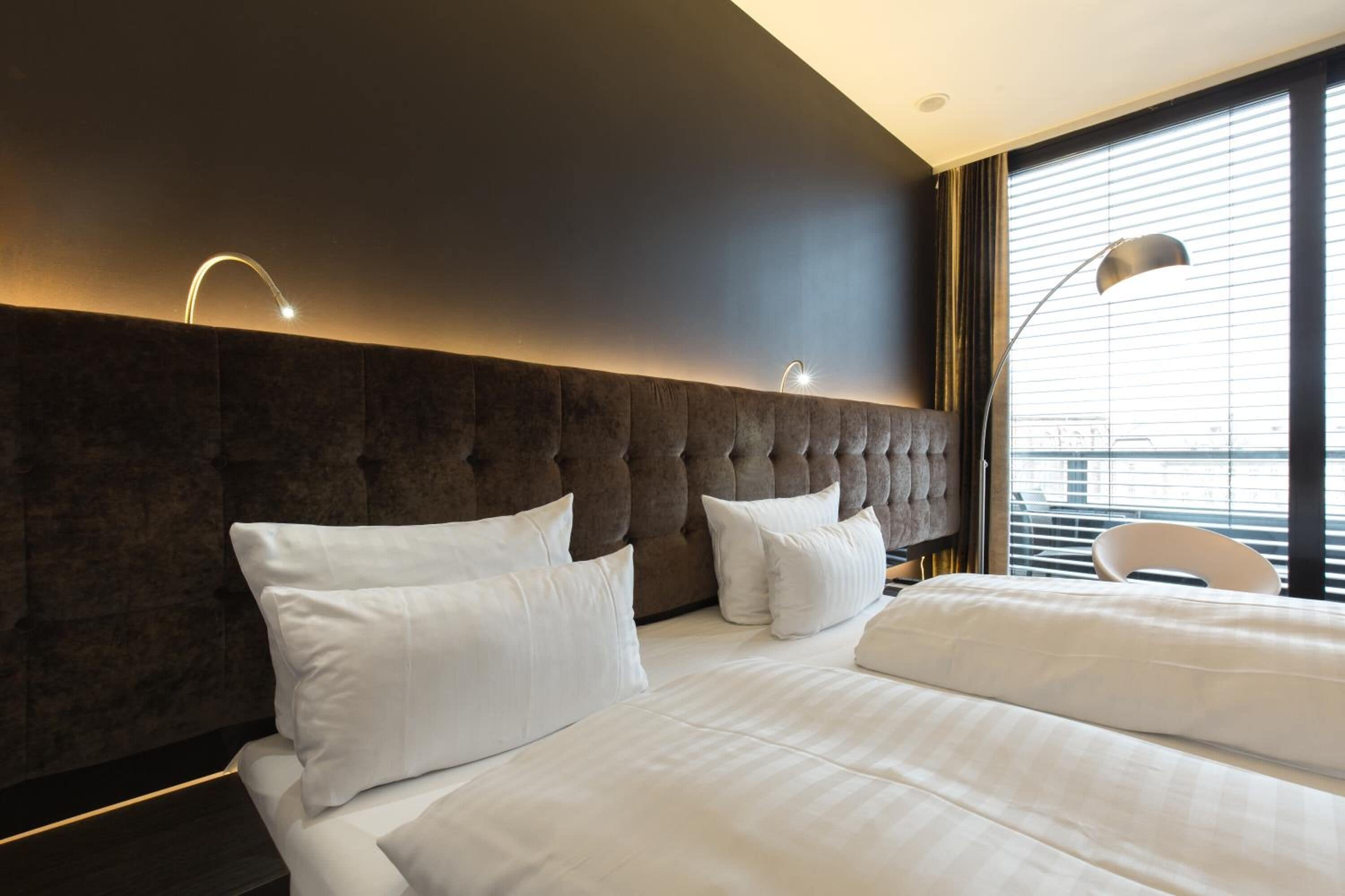 suite (spa) | 1 bedroom, hypo-allergenic bedding, pillow-top beds, in-room safe
