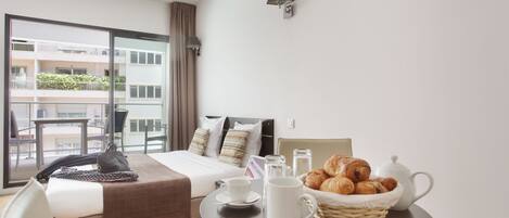 Coffres-forts dans les chambres, bureau, chambres insonorisées