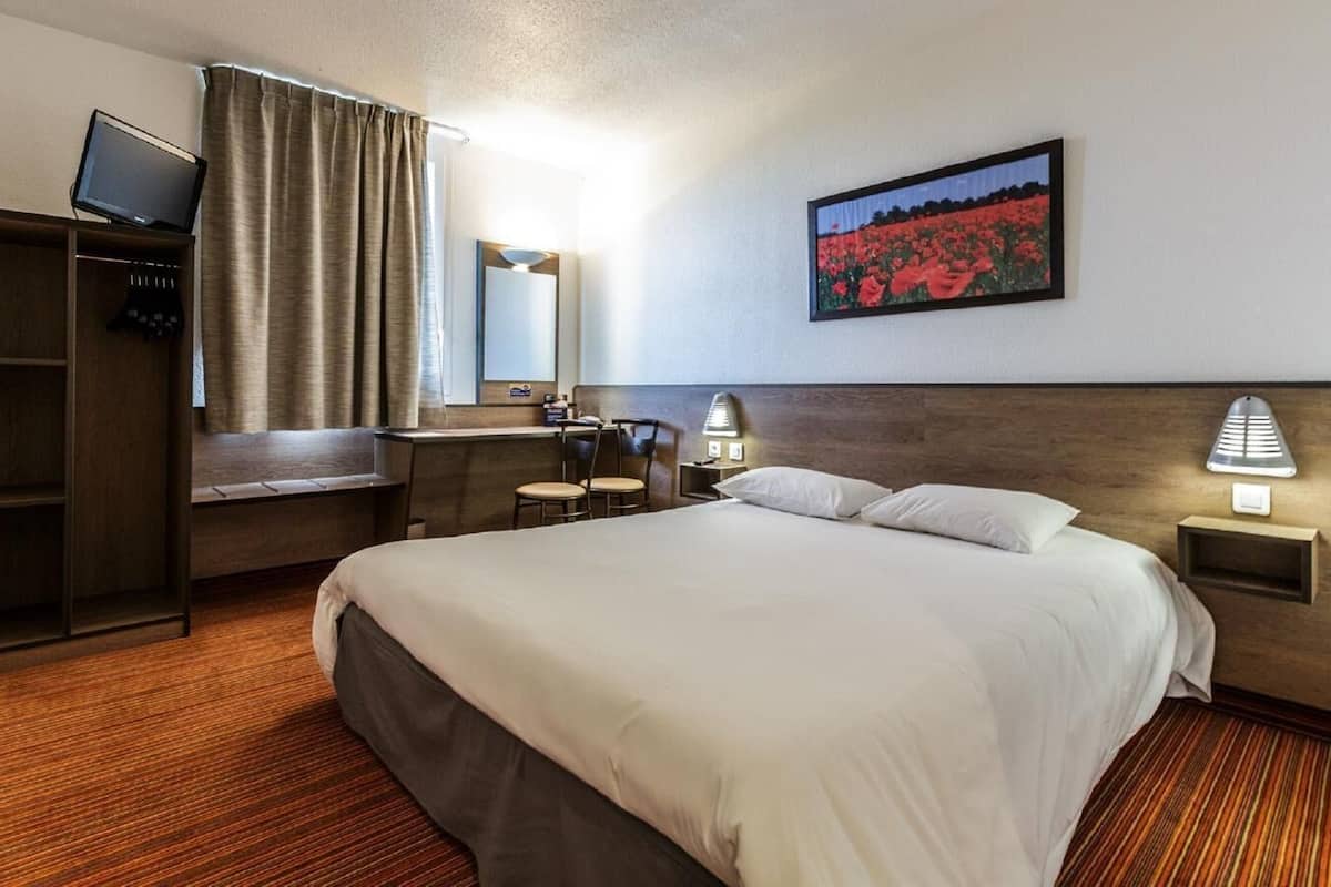 double room | desk, soundproofing, iron/ironing board, free wifi