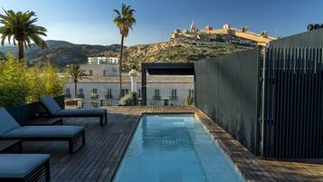 Piscina a l'aire lliure