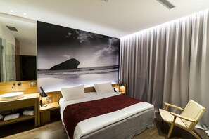 Frette Italian sheets, premium bedding, down duvets, Select Comfort beds