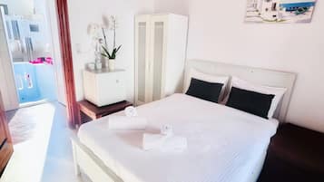 Minibar, wifi gratis, ropa de cama