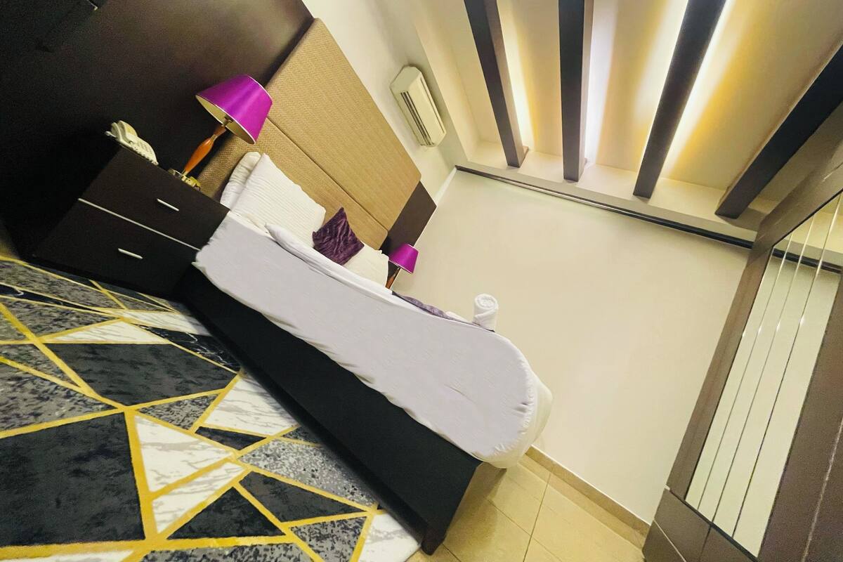 Ropa de cama de alta calidad y colchones con pillow-top