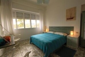 Desk, iron/ironing board, free WiFi, bed sheets