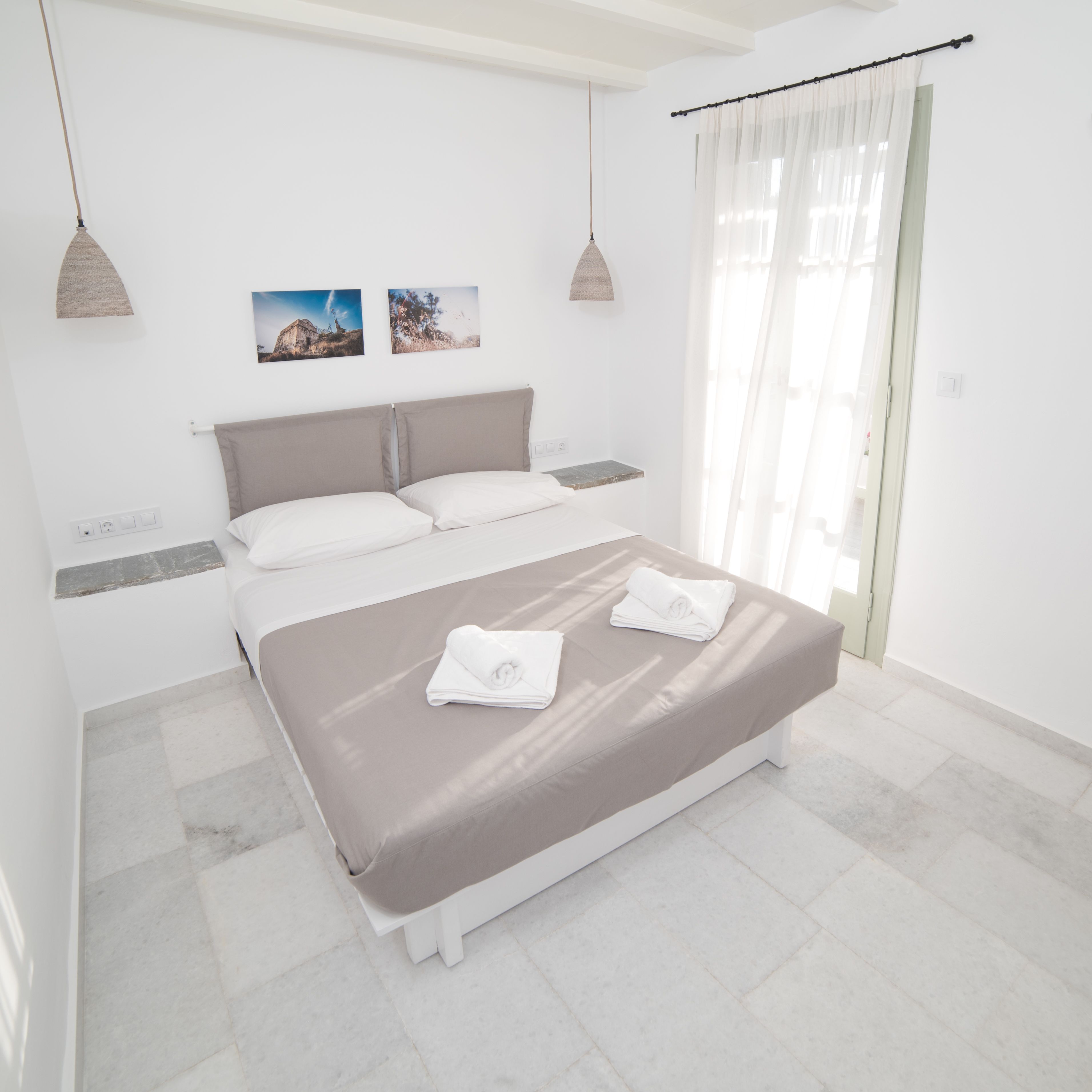 deluxe double room, 1 bedroom, city view (sea or city view) | 1 bedroom, premium bedding, down duvets, in-room safe