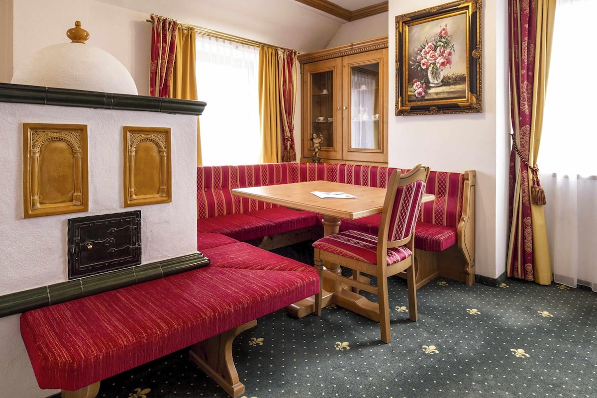 Pillow-top beds, minibar, in-room safe, desk