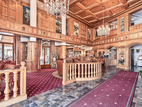 Außenbereich. Mercure Sighisoara Binderbubi - Hotel & Spa