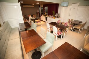 Free daily self-service breakfast 