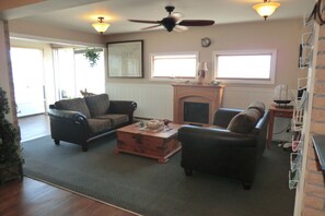 Reception - Admiral Digby Inn (Bay View)