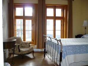 Desk, blackout curtains, iron/ironing board, free WiFi